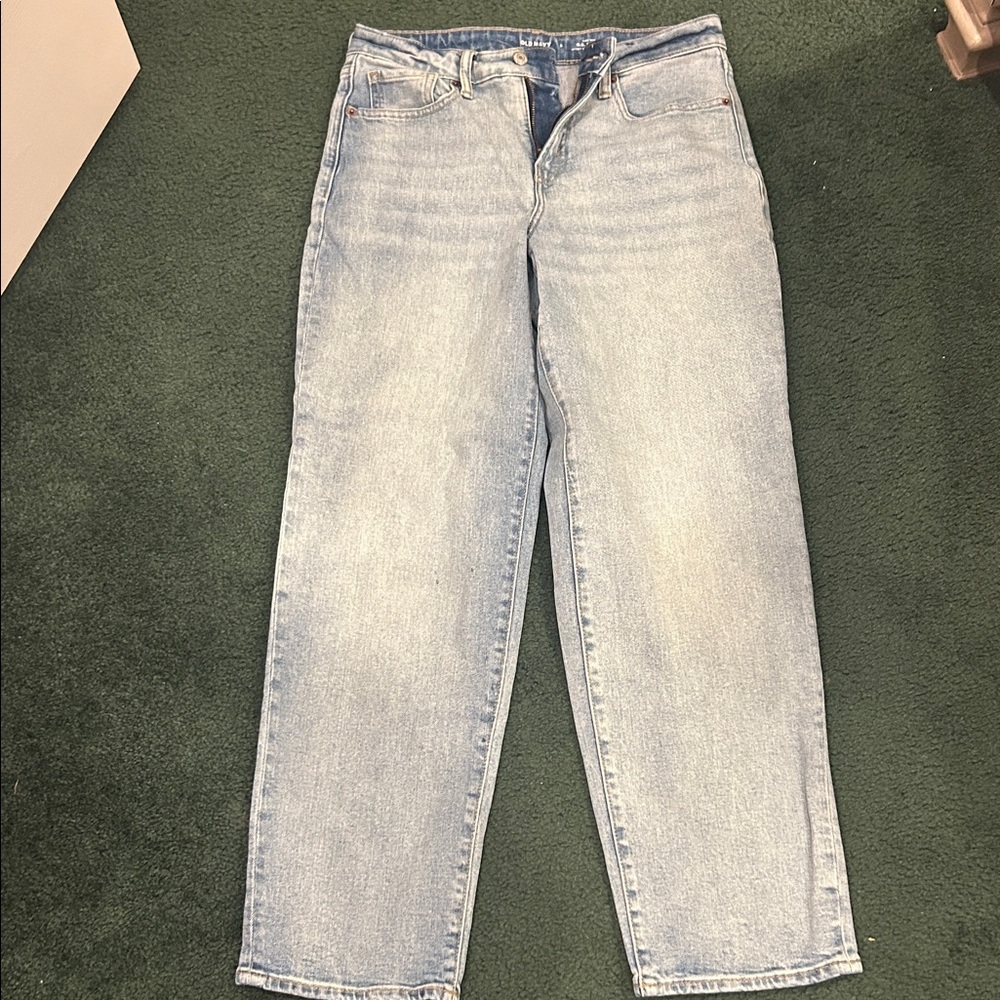 Old Navy Women’s Light Blue Relaxed Jeans